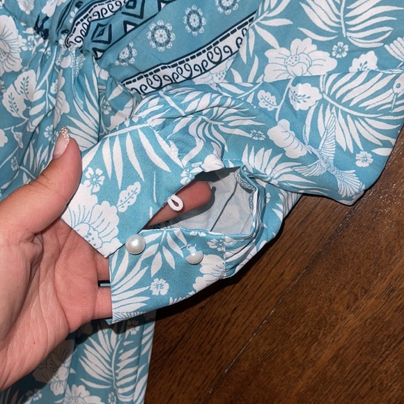 Floral Print Dress 🌸 - Picture 3 of 5